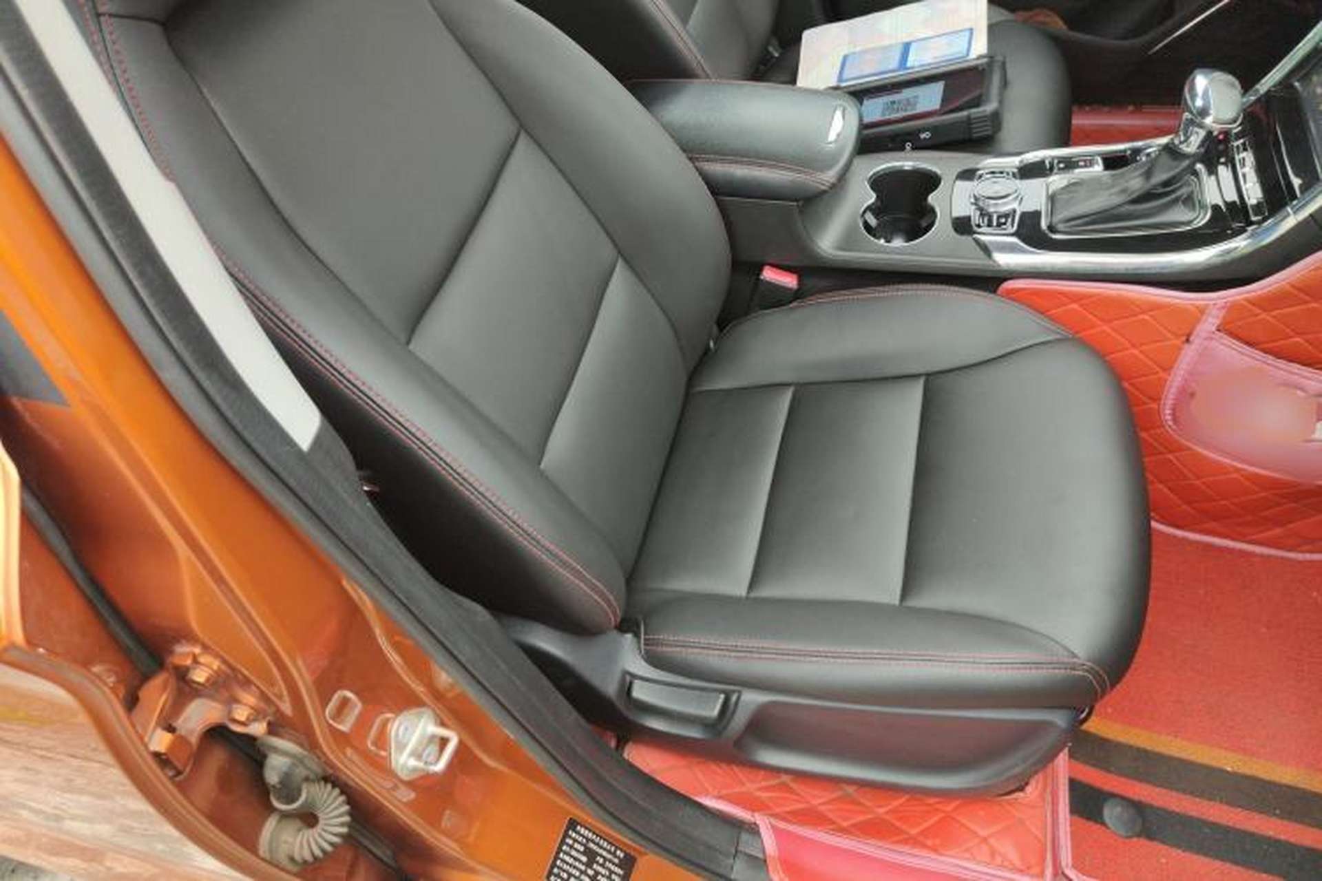 Used Leopaard CS9 2017 1.5L CVT Fashion Edition Right Front Seat