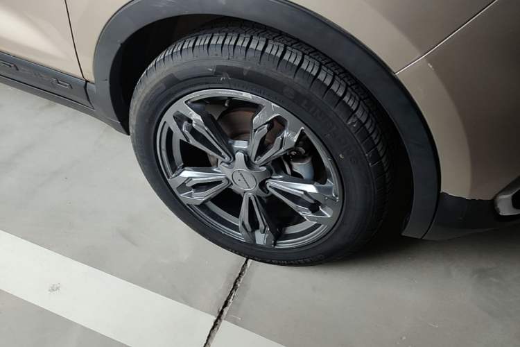 Used Leopaard CS9 2017 1.5L CVT Comfort Model Right Front Wheel Hub