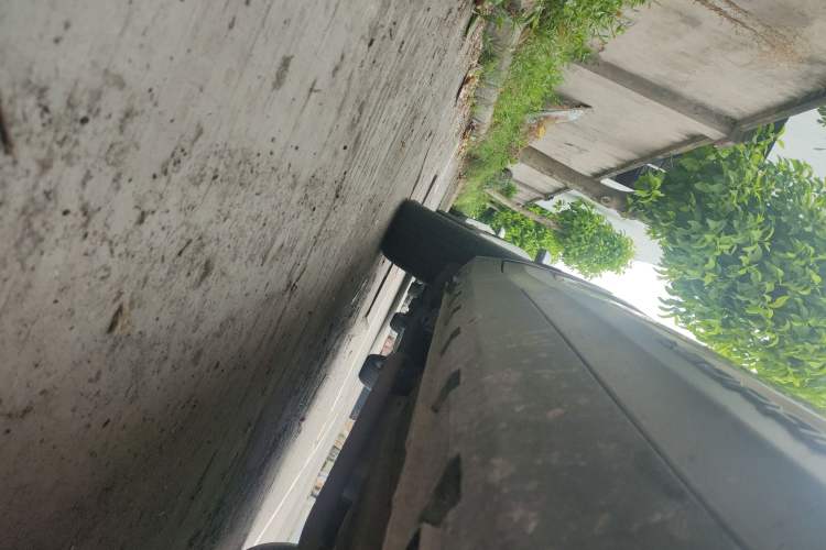Used Leopaard CS9 2017 1.5L CVT Elite Model Right Side Sill