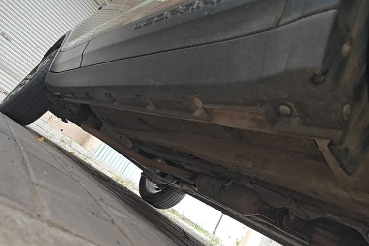 Used Leopaard CS9 2017 1.5L Manual Comfort Model Right Side Sill