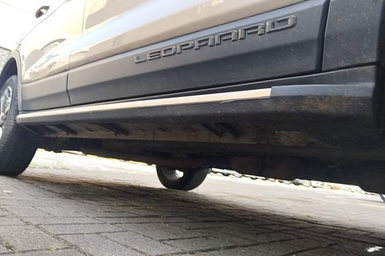 Used Leopaard CS9 2017 1.5L CVT Fashion Edition Right Side Sill