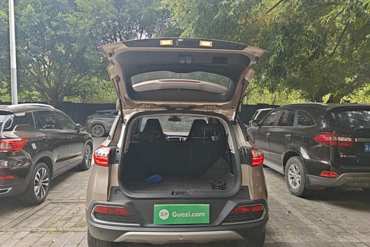 Used Leopaard CS9 2017 1.5L Manual Comfort Model Trunk