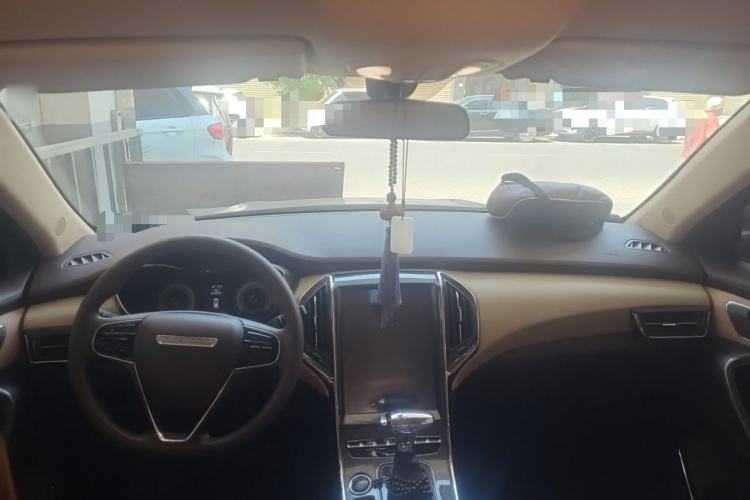 Used Leopaard CS9 2018 1.5T CVT Jingrui Model Center Console