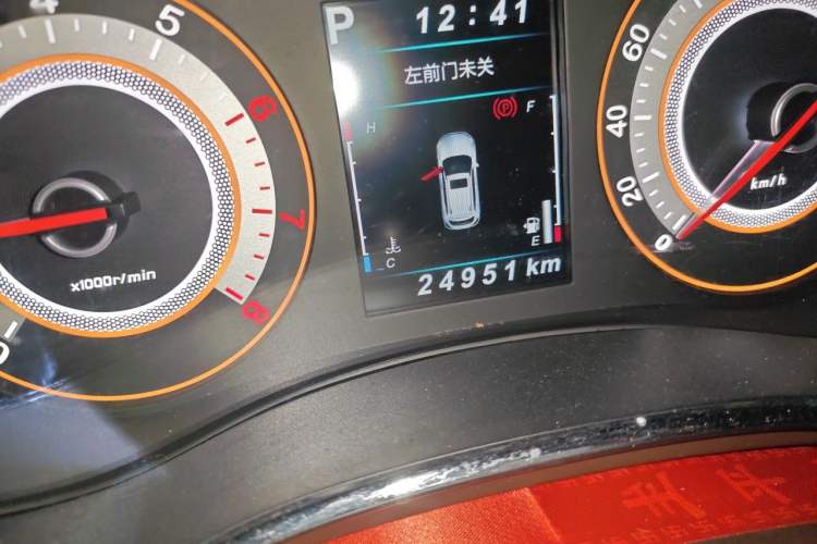 Used Leopaard CS9 2018 1.5T CVT Jinglang Model Odometer Close Up
