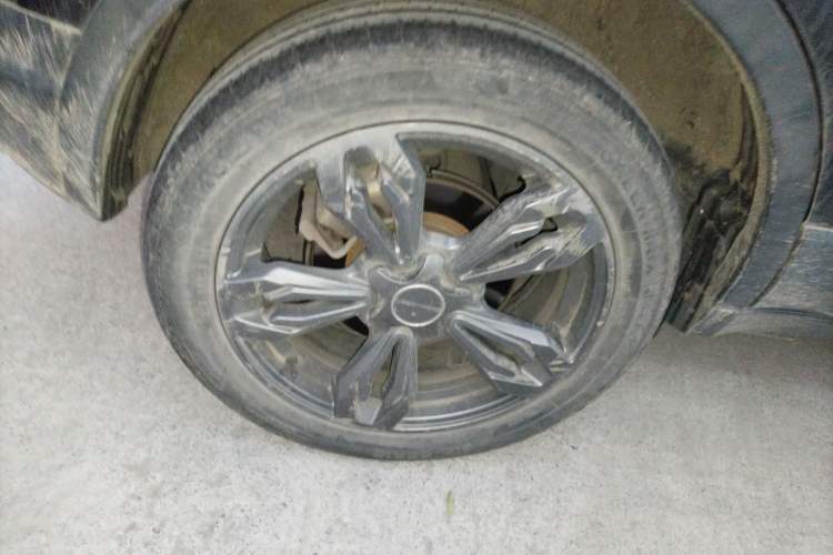 Used Leopaard CS9 2018 1.5T CVT Jingrui Model Right Rear Wheel Hub