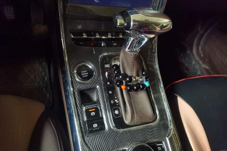 Used Leopaard CS9 2018 1.5T CVT Jingrui Model Gear Lever