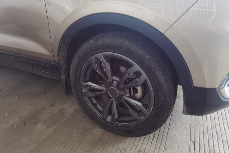 Used Leopaard CS9 2018 1.5T CVT Jingrui Model Right Front Wheel Hub