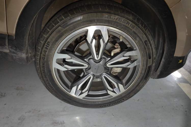 Used Leopaard CS9 2018 1.5T Manual Jingku Model Right Front Wheel Hub