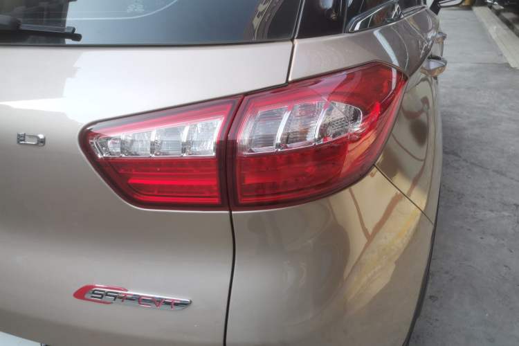 Used Leopaard CS9 2018 1.5T CVT Jingrui Model Right Rear Taillight
