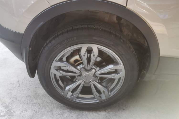 Used Leopaard CS9 2018 1.5T CVT Jingrui Model Right Rear Wheel Hub
