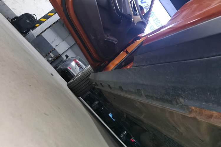 Used Leopaard CS9 2018 1.5T CVT Jingrui Model Left Side Sill