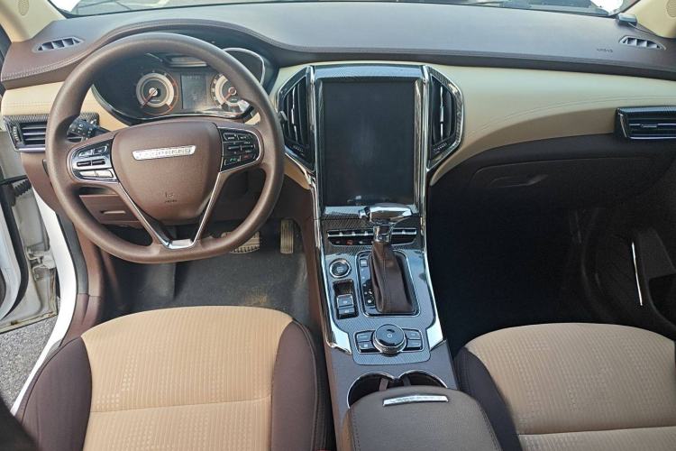 Used Leopaard CS9 2018 1.5T CVT Jingrui Model Center Console