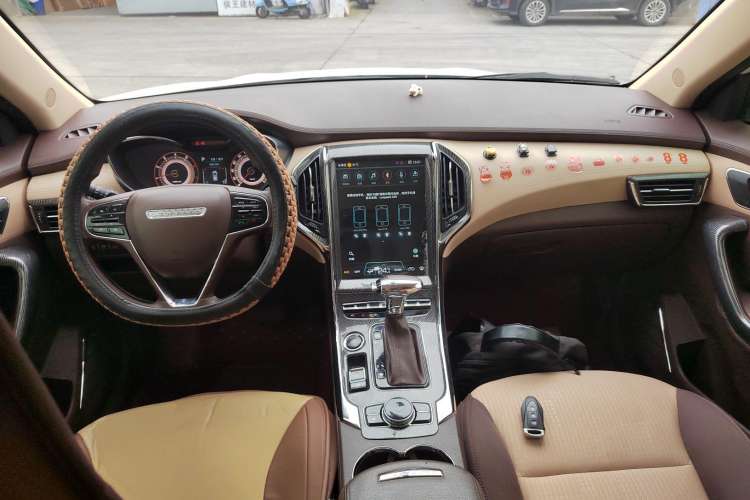 Used Leopaard CS9 2018 1.5T CVT Jingrui Model Center Console