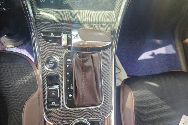 Used Leopaard CS9 2018 1.5T CVT Jingrui Model Gear Lever
