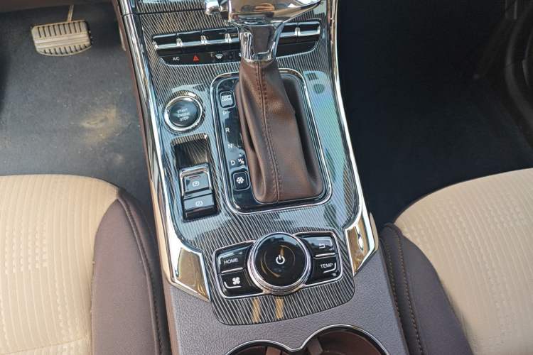 Used Leopaard CS9 2018 1.5T CVT Jingrui Model Gear Lever
