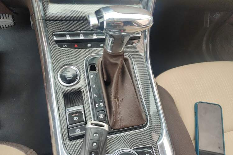 Used Leopaard CS9 2018 1.5T CVT Jingrui Model Gear Lever