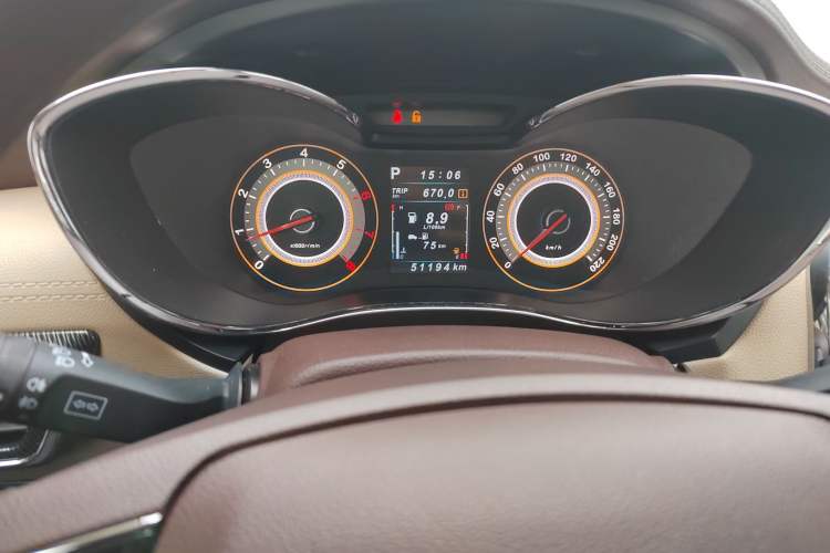 Used Leopaard CS9 2018 1.5T CVT Jingrui Model Odometer Close Up