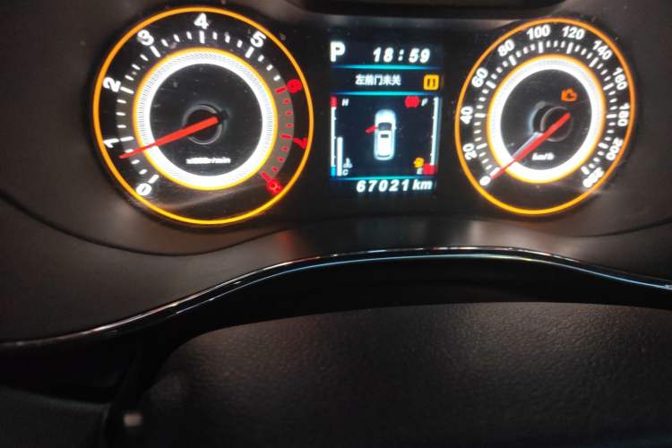 Used Leopaard CS9 2018 1.5T CVT Jingrui Model Odometer Close Up