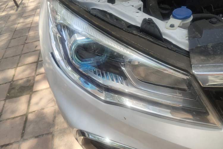 Used Leopaard CS9 2018 1.5T CVT Jingrui Model Right Front Headlight