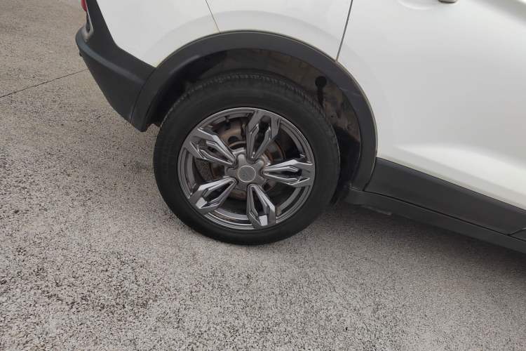 Used Leopaard CS9 2018 1.5T CVT Jingrui Model Right Rear Wheel Hub