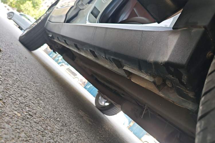 Used Leopaard CS9 2018 1.5T CVT Jingrui Model Right Side Sill
