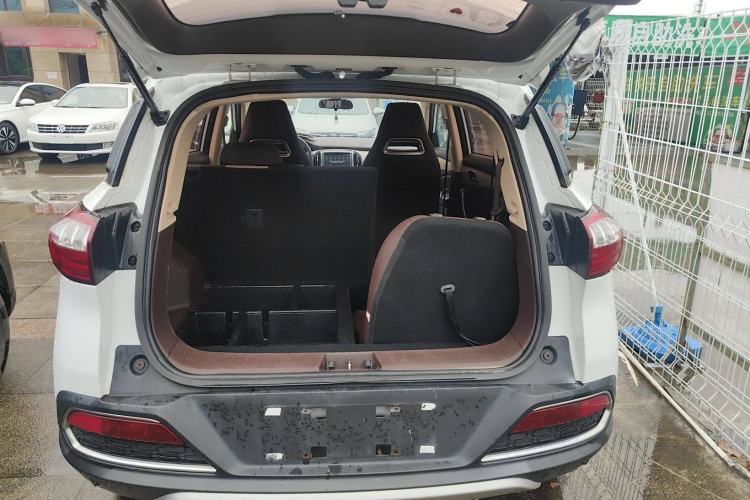 Used Leopaard CS9 2018 1.5T CVT Jingrui Model Trunk