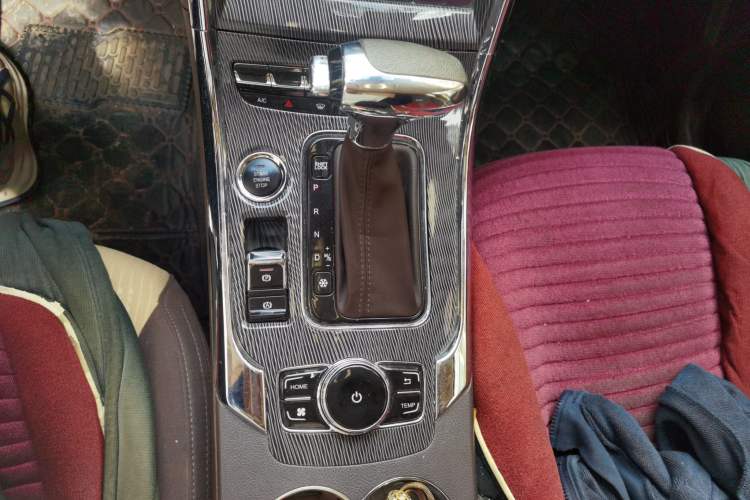 Used Leopaard CS9 2018 1.5T CVT Jingrui Model Gear Lever
