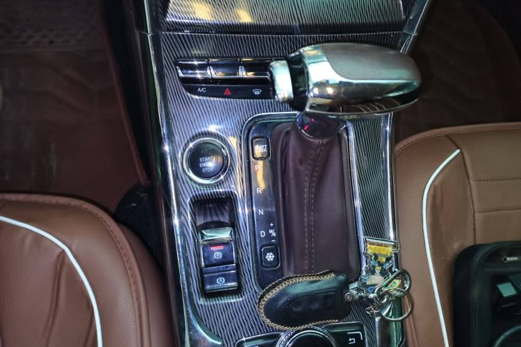 Used Leopaard CS9 2018 1.5T CVT Jingrui Model Gear Lever