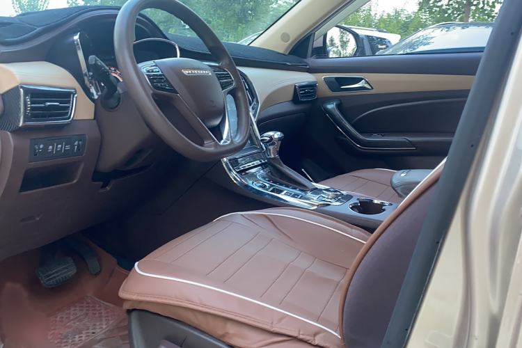 Used Leopaard CS9 2018 1.5T CVT Jingrui Model Interior 1