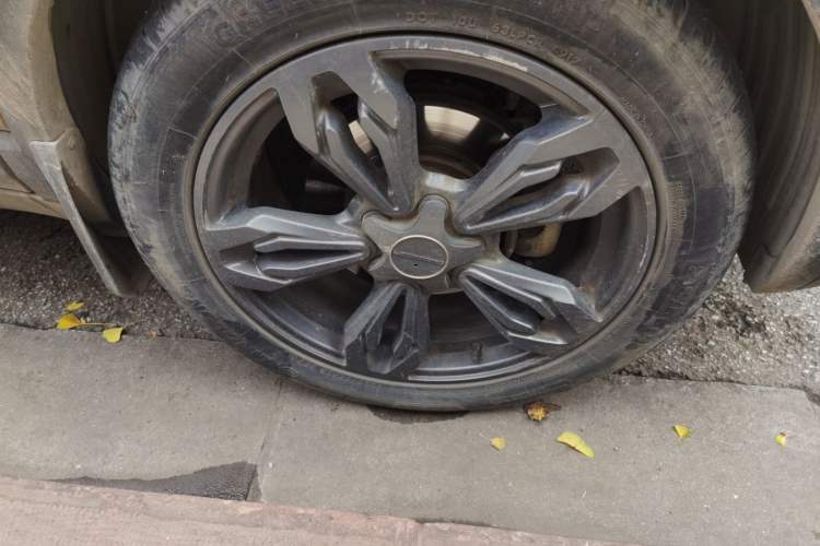 Used Leopaard CS9 2018 1.5T CVT Jingrui Model Right Front Wheel Hub