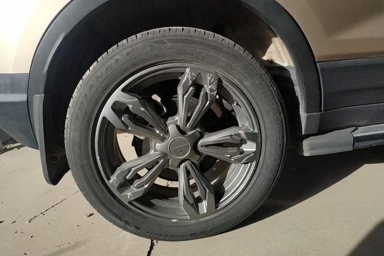 Used Leopaard CS9 2018 1.5T CVT Jingrui Model Right Rear Wheel Hub