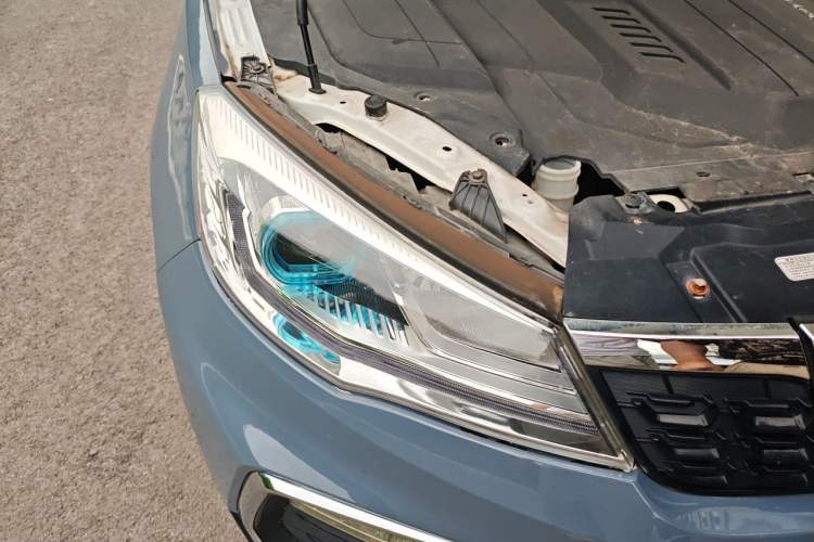 Used Leopaard CS9 New Energy 2018 EV300 Fashion Edition Right Front Headlight