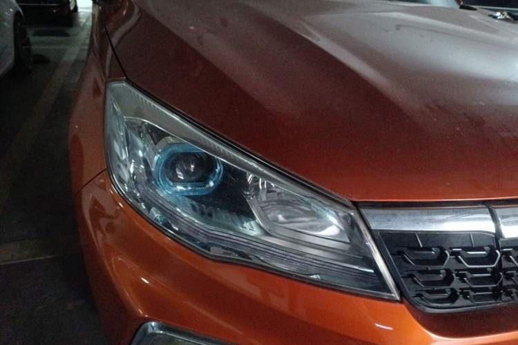 Used Leopaard CS9 New Energy 2018 EV300 Fashion Edition Right Front Headlight