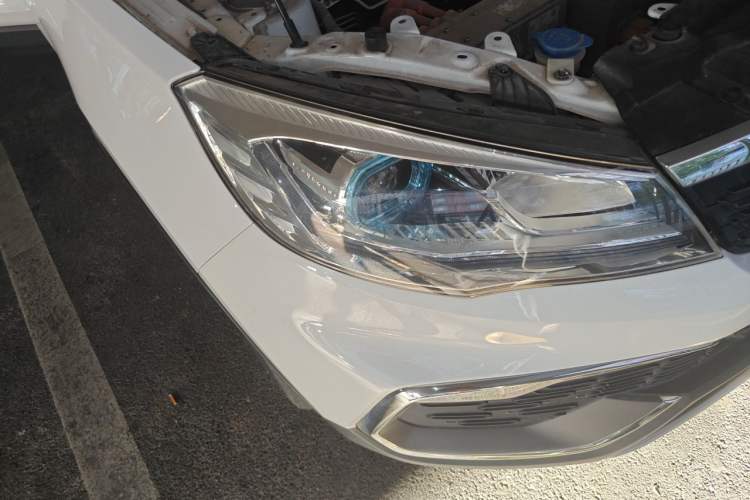 Used Leopaard CS9 New Energy 2018 EV300 Fashion Edition Right Front Headlight