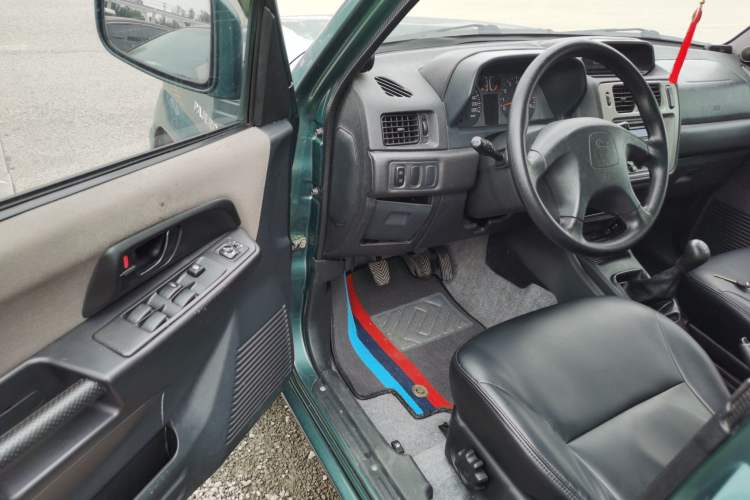 Used Leopaard Feiting 2008 2.0L Manual Two-Wheel Drive Driver Seat
