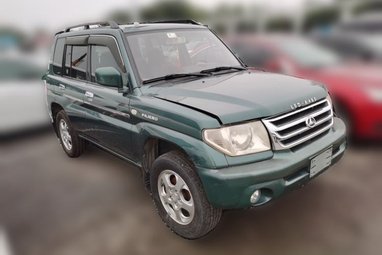 Used Leopaard Feiting 2008 2.0L Manual Two-Wheel Drive Front Right 45 Deg