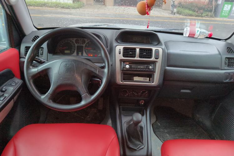 Used Leopaard Feiting 2009 2.0L 4x4 Luxury Edition Center Console