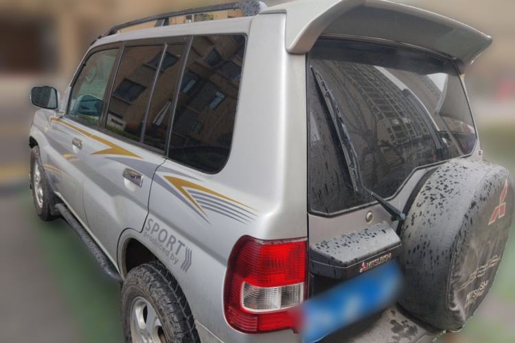 Used Leopaard Feiting 2009 2.0L 4x4 Luxury Edition Rear Left 45 Deg