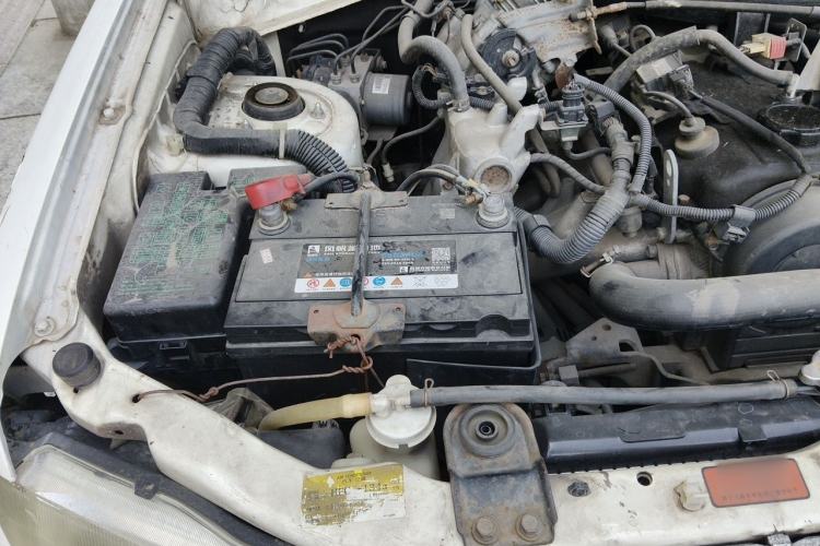 Used Leopaard Feiting 2009 2.0L 4x4 Standard Edition Engine Bay Right