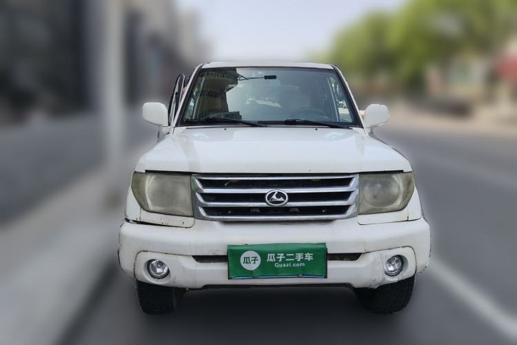 Used Leopaard Feiting 2009 2.0L 4x4 Standard Edition Front