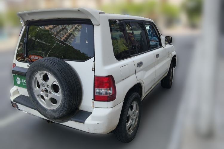Used Leopaard Feiting 2009 2.0L 4x4 Standard Edition Rear Right 45 Deg
