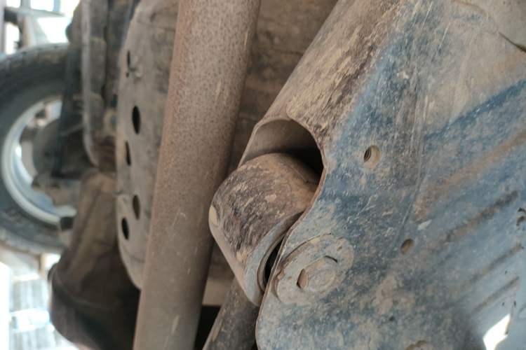 Used Leopaard Feiting 2013 Classic Edition 2.0L Four-Wheel Drive Standard Model Chassis Rear Left