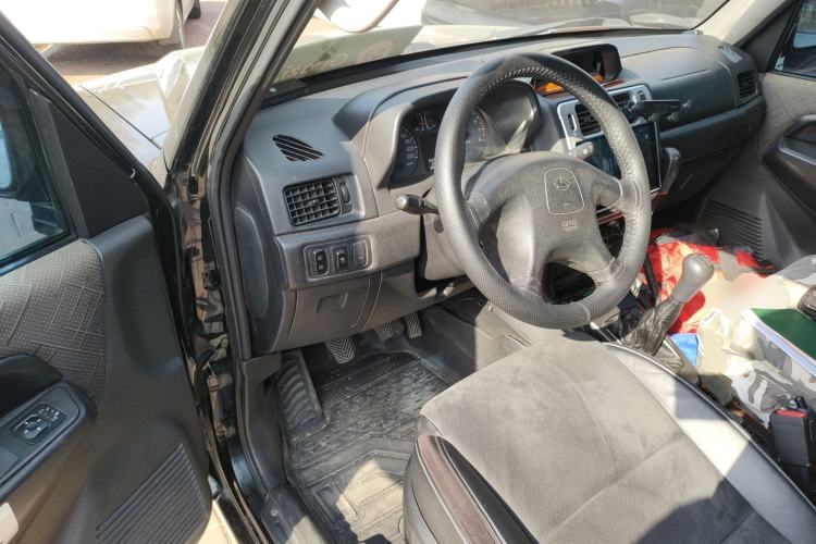 Used Leopaard Feiting 2013 Classic Edition 2.0L Four-Wheel Drive Standard Model Driver Seat