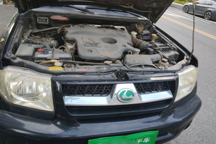 Used Leopaard Feiting 2013 Classic Edition 2.0L Two-Wheel Drive Standard Model Engine Bay