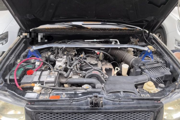 Used Leopaard Feiting 2013 Classic Edition 2.0L Two-Wheel Drive Standard Model Engine Bay
