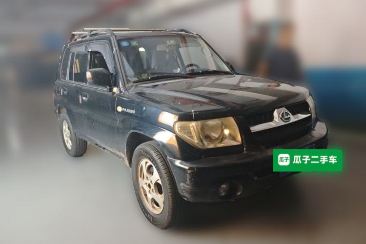 Used Leopaard Feiting 2013 Classic Edition 2.0L Two-Wheel Drive Standard Model Front Right 45 Deg