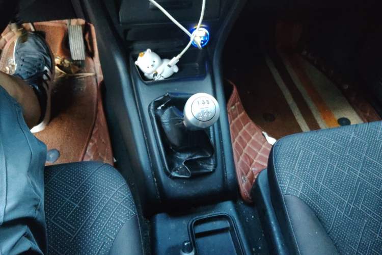 Used Leopaard Feiting 2013 Classic Edition 2.0L Two-Wheel Drive Standard Model Gear Lever
