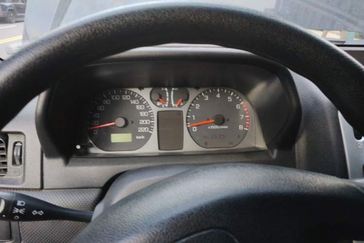 Used Leopaard Feiting 2013 Classic Edition 2.0L Two-Wheel Drive Standard Model Instrument Cluster