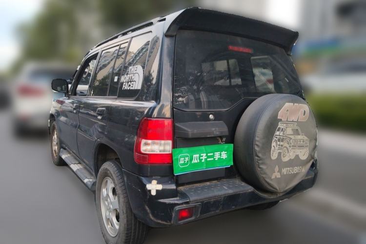 Used Leopaard Feiting 2013 Classic Edition 2.0L Two-Wheel Drive Standard Model Rear Left 45 Deg