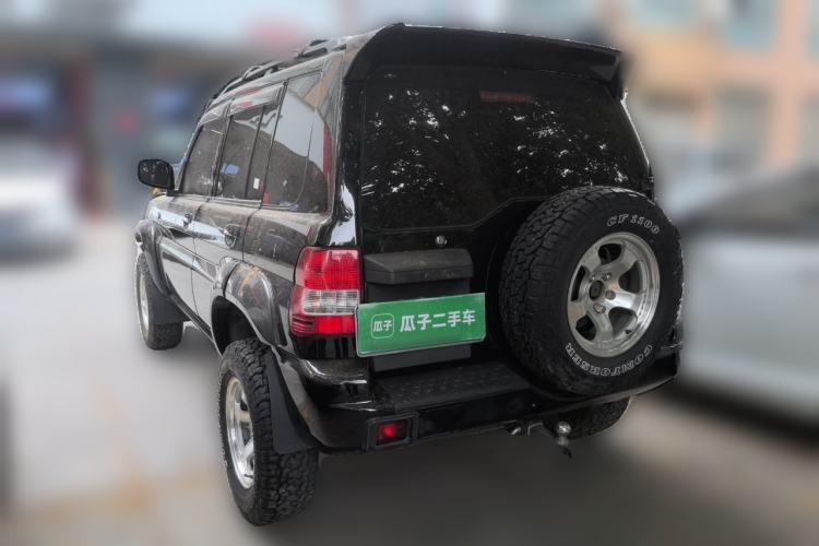 Used Leopaard Feiting 2013 Classic Edition 2.0L Two-Wheel Drive Standard Model Rear Left 45 Deg